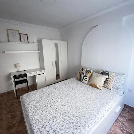 Apartamento Deborah Apartment Malaga Bagian luar foto